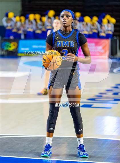 Thumbnail 2 in North Myrtle Beach vs Berkeley (SCHSL 5A Div 2 Semifinal) photogallery.