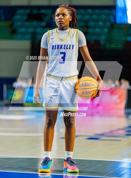 Thumbnail 3 in North Myrtle Beach vs Berkeley (SCHSL 5A Div 2 Semifinal) photogallery.