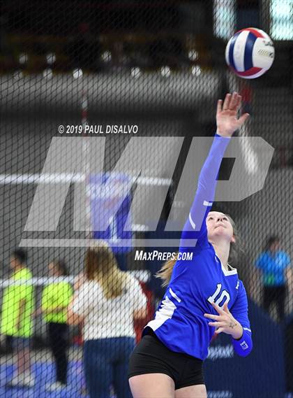 Thumbnail 3 in Highlands Ranch vs. Mountain Vista (CHSAA 5A 3rd Round) photogallery.