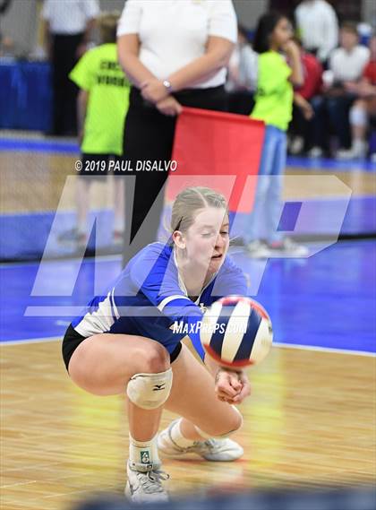 Thumbnail 2 in Highlands Ranch vs. Mountain Vista (CHSAA 5A 3rd Round) photogallery.