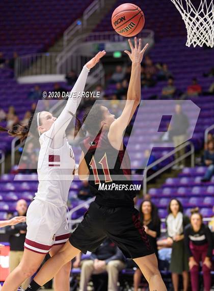 Thumbnail 1 in Logan vs. Cedar (UHSAA 4A Quarterfinal) photogallery.