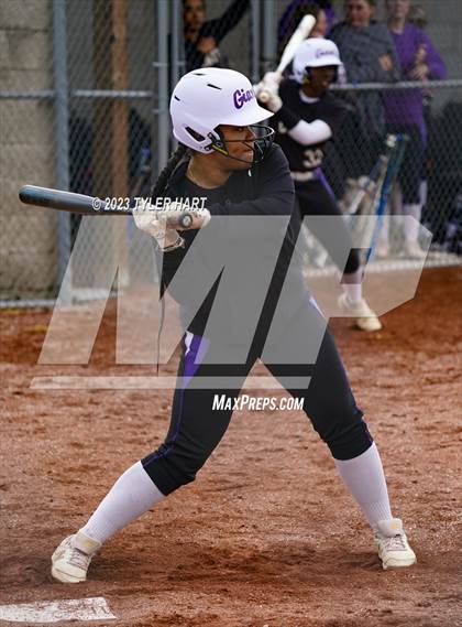 Thumbnail 1 in Perry Meridian @ Ben Davis photogallery.