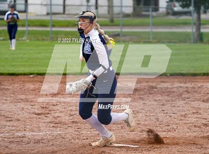 Thumbnail 2 in Perry Meridian @ Ben Davis photogallery.