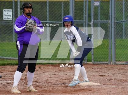 Thumbnail 1 in Perry Meridian @ Ben Davis photogallery.