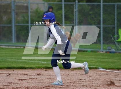 Thumbnail 2 in Perry Meridian @ Ben Davis photogallery.