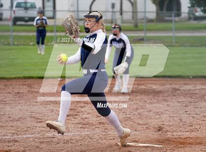 Thumbnail 3 in Perry Meridian @ Ben Davis photogallery.