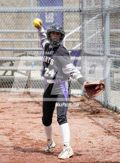 Thumbnail 1 in Perry Meridian @ Ben Davis photogallery.