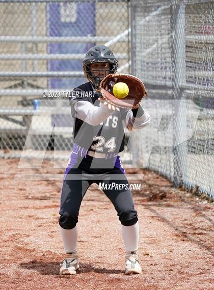 Thumbnail 3 in Perry Meridian @ Ben Davis photogallery.
