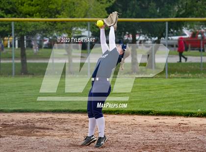 Thumbnail 3 in Perry Meridian @ Ben Davis photogallery.