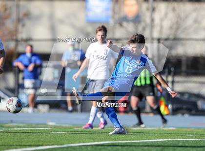Thumbnail 2 in Rockhurst vs. Lee's Summit West (MSHSAA Class 4 Sectional) photogallery.