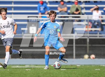Thumbnail 3 in Rockhurst vs. Lee's Summit West (MSHSAA Class 4 Sectional) photogallery.