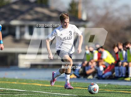 Thumbnail 3 in Rockhurst vs. Lee's Summit West (MSHSAA Class 4 Sectional) photogallery.