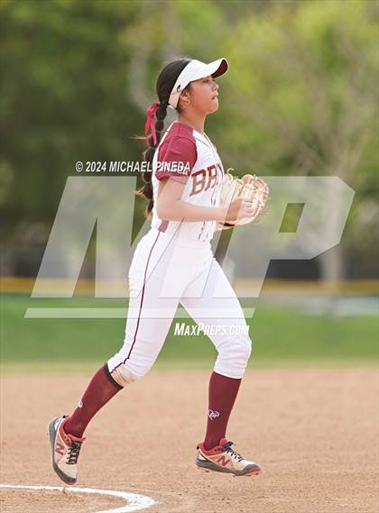 Thumbnail 2 in Fountain Valley vs Woodrow Wilson (Alan Dugard Classic) photogallery.