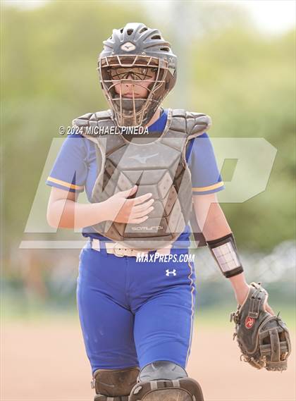 Thumbnail 3 in Fountain Valley vs Woodrow Wilson (Alan Dugard Classic) photogallery.