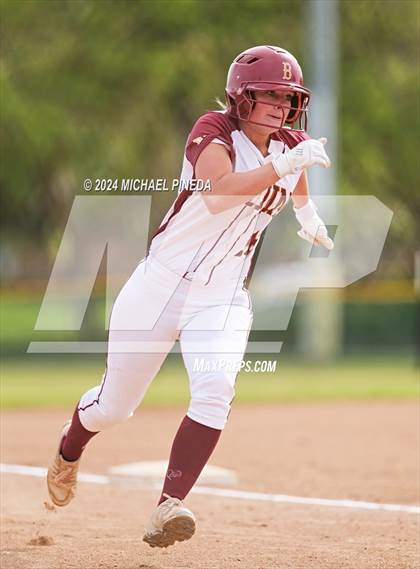Thumbnail 2 in Fountain Valley vs Woodrow Wilson (Alan Dugard Classic) photogallery.