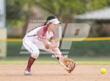 Thumbnail 3 in Fountain Valley vs Woodrow Wilson (Alan Dugard Classic) photogallery.
