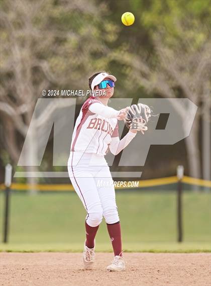 Thumbnail 2 in Fountain Valley vs Woodrow Wilson (Alan Dugard Classic) photogallery.