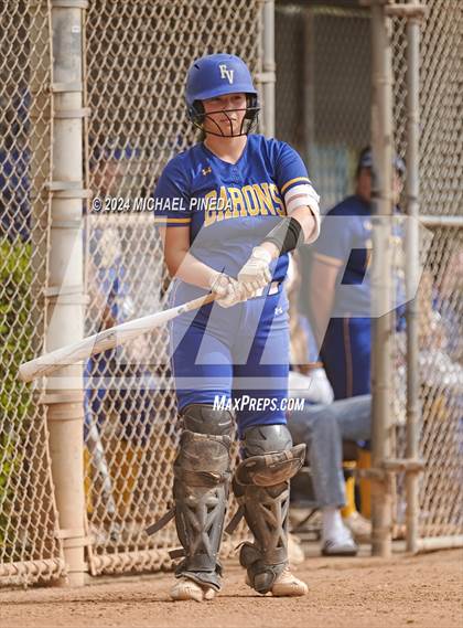 Thumbnail 3 in Fountain Valley vs Woodrow Wilson (Alan Dugard Classic) photogallery.