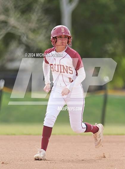Thumbnail 2 in Fountain Valley vs Woodrow Wilson (Alan Dugard Classic) photogallery.