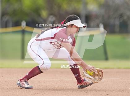 Thumbnail 2 in Fountain Valley vs Woodrow Wilson (Alan Dugard Classic) photogallery.