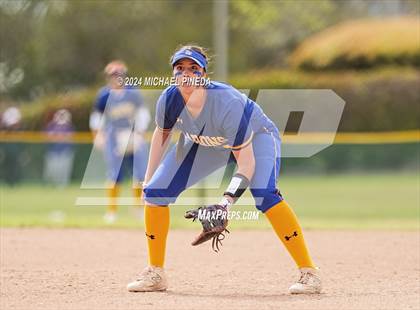 Thumbnail 2 in Fountain Valley vs Woodrow Wilson (Alan Dugard Classic) photogallery.