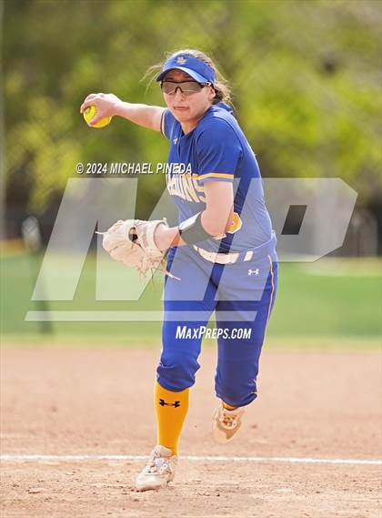 Thumbnail 1 in Fountain Valley vs Woodrow Wilson (Alan Dugard Classic) photogallery.
