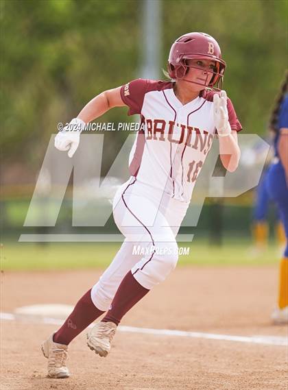 Thumbnail 3 in Fountain Valley vs Woodrow Wilson (Alan Dugard Classic) photogallery.