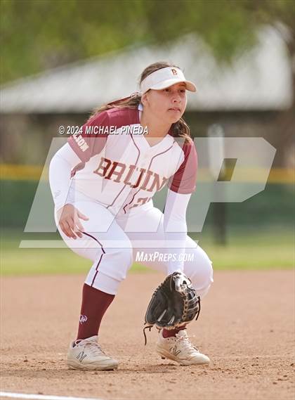 Thumbnail 1 in Fountain Valley vs Woodrow Wilson (Alan Dugard Classic) photogallery.