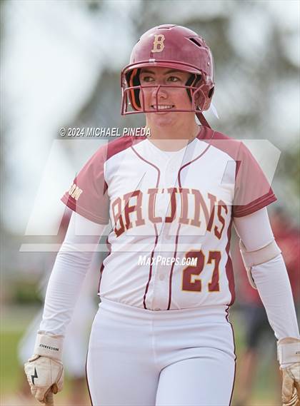 Thumbnail 2 in Fountain Valley vs Woodrow Wilson (Alan Dugard Classic) photogallery.