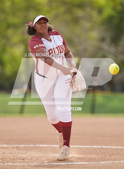 Thumbnail 3 in Fountain Valley vs Woodrow Wilson (Alan Dugard Classic) photogallery.