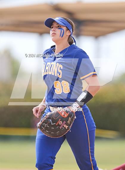 Thumbnail 1 in Fountain Valley vs Woodrow Wilson (Alan Dugard Classic) photogallery.
