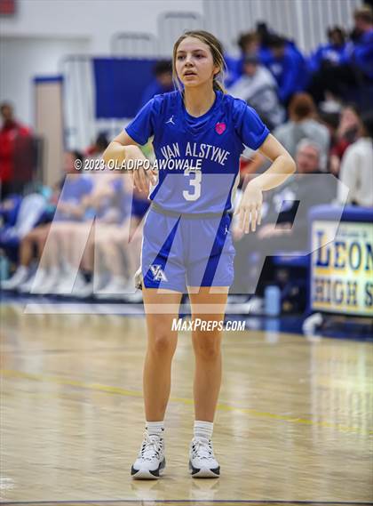 Thumbnail 1 in Van Alstyne @ Tom Bean (62'nd Leonard Holiday Tournament) photogallery.