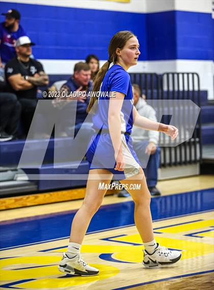 Thumbnail 1 in Van Alstyne @ Tom Bean (62'nd Leonard Holiday Tournament) photogallery.