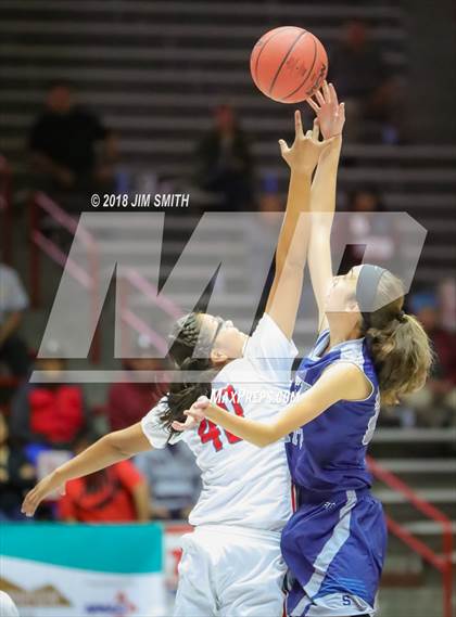 Thumbnail 2 in Silver @ Shiprock (NMAA 4A Quarterfinal) photogallery.