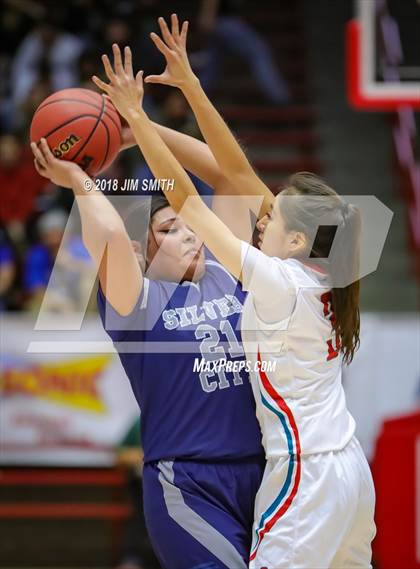 Thumbnail 2 in Silver @ Shiprock (NMAA 4A Quarterfinal) photogallery.