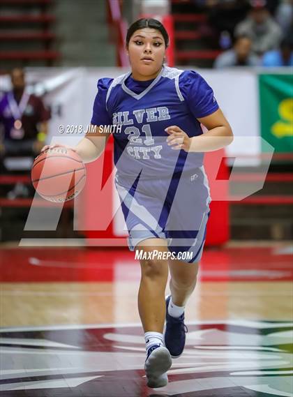 Thumbnail 3 in Silver @ Shiprock (NMAA 4A Quarterfinal) photogallery.