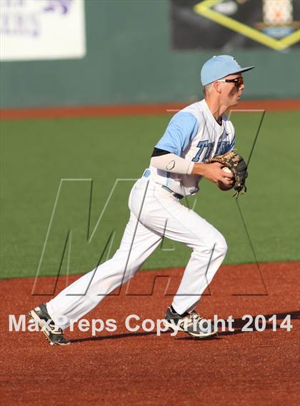 Thumbnail 2 in Blue Valley Southwest vs Eisenhower (KSHSAA 5A Playoff) photogallery.