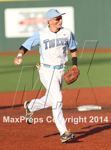 Thumbnail 1 in Blue Valley Southwest vs Eisenhower (KSHSAA 5A Playoff) photogallery.