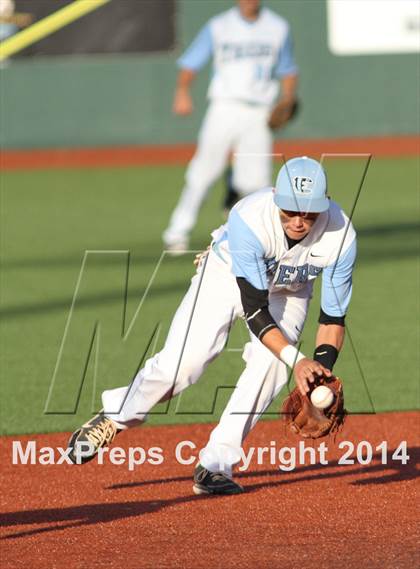 Thumbnail 3 in Blue Valley Southwest vs Eisenhower (KSHSAA 5A Playoff) photogallery.