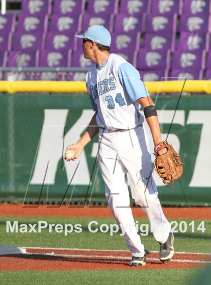 Thumbnail 2 in Blue Valley Southwest vs Eisenhower (KSHSAA 5A Playoff) photogallery.