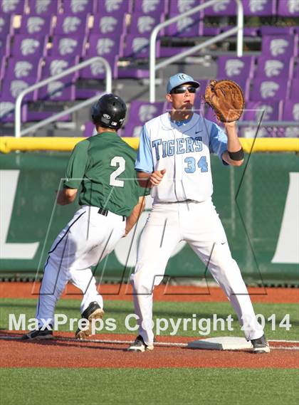 Thumbnail 1 in Blue Valley Southwest vs Eisenhower (KSHSAA 5A Playoff) photogallery.