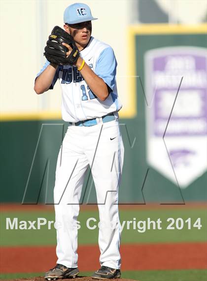 Thumbnail 3 in Blue Valley Southwest vs Eisenhower (KSHSAA 5A Playoff) photogallery.