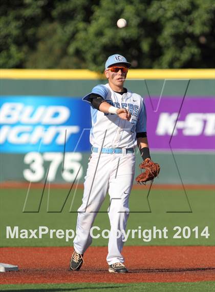 Thumbnail 3 in Blue Valley Southwest vs Eisenhower (KSHSAA 5A Playoff) photogallery.