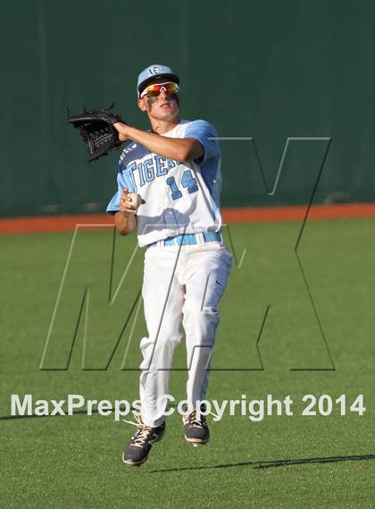 Thumbnail 2 in Blue Valley Southwest vs Eisenhower (KSHSAA 5A Playoff) photogallery.