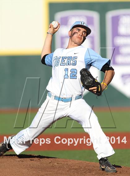 Thumbnail 2 in Blue Valley Southwest vs Eisenhower (KSHSAA 5A Playoff) photogallery.