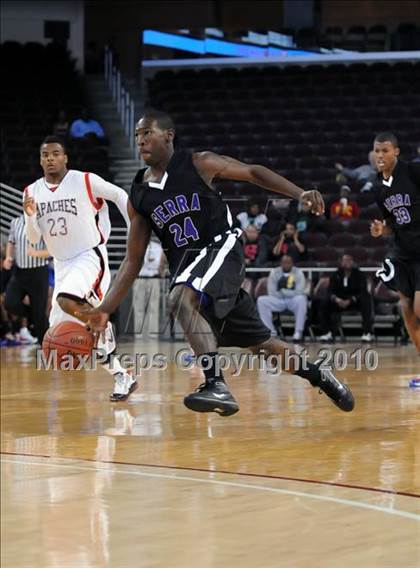 Thumbnail 2 in Centennial vs. Serra (CIF SoCal D3 Final) photogallery.