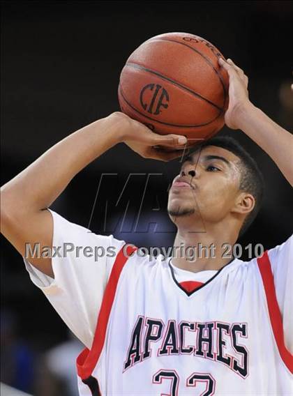 Thumbnail 3 in Centennial vs. Serra (CIF SoCal D3 Final) photogallery.