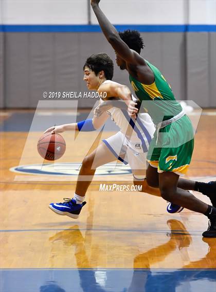 Thumbnail 3 in Chamberlain @ Jesuit photogallery.
