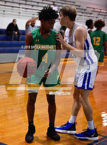 Thumbnail 1 in Chamberlain @ Jesuit photogallery.