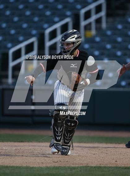 Thumbnail 3 in Memorial vs. Marcus photogallery.